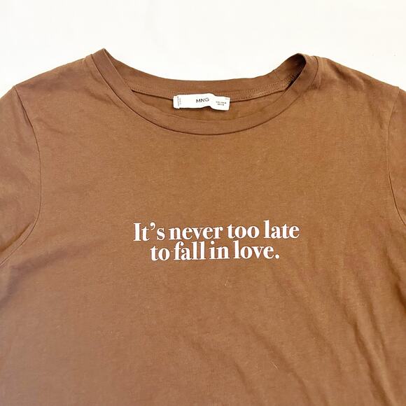 it's never too late to fall in love" graphic tee - Picture 2 of 5